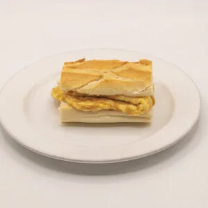Montado De Tortilla Francesa