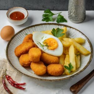 Nuggets con patatas y huevo